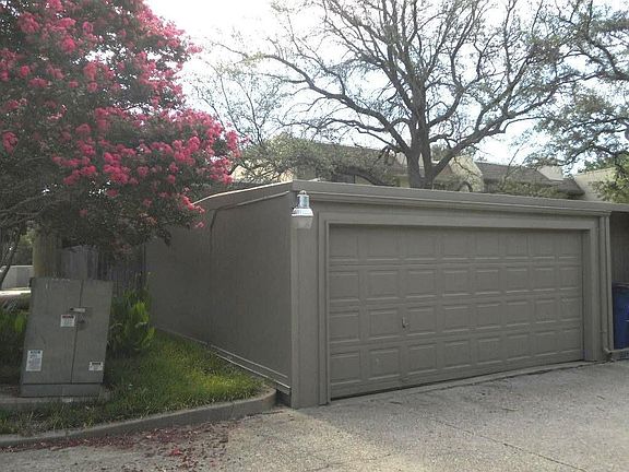 3rd image of 9018 Emberglow Ln