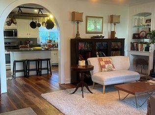 1368 Emory Ave, Charleston, SC 29407
