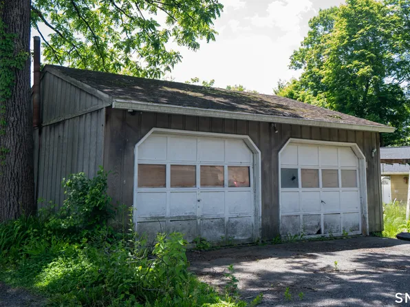 Lenape Trail, Southbury, CT 06488