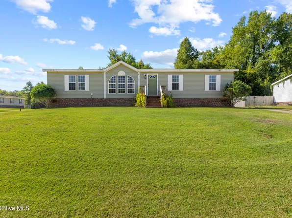 101 Cutlass Street, Jacksonville, NC 28546