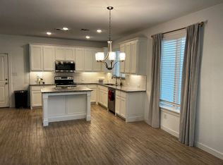 357 Oakbend Dr, Lewisville, TX 75067