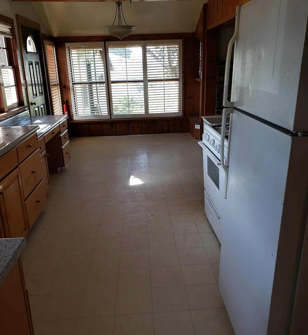 861 Hutchison Street - 1 — Photo 1