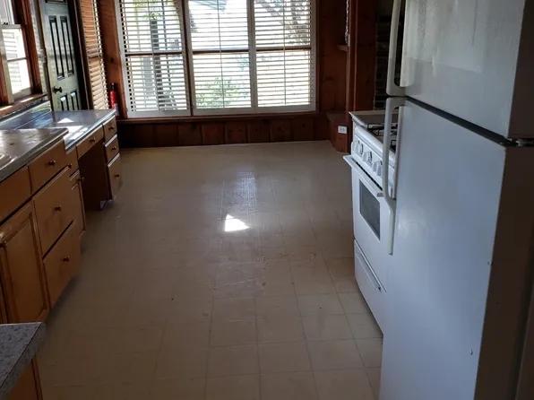 861 Hutchison St, Vista, CA 92084