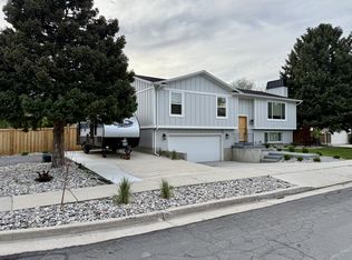 11152 S Lyndbrook Way, Sandy, UT 84092