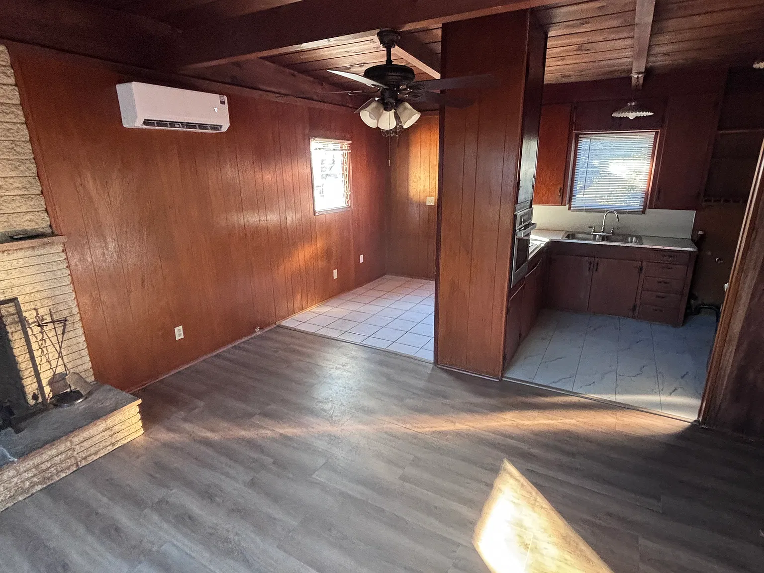 2 bed, 770 sqft, $2,550 — Photo 2