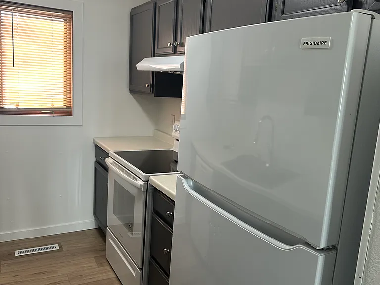 254 Cambridge Ln SE — Photo 5