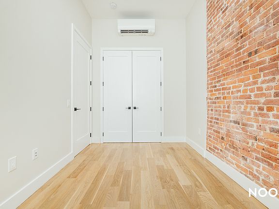 5th image of 860 Hancock St #1K
