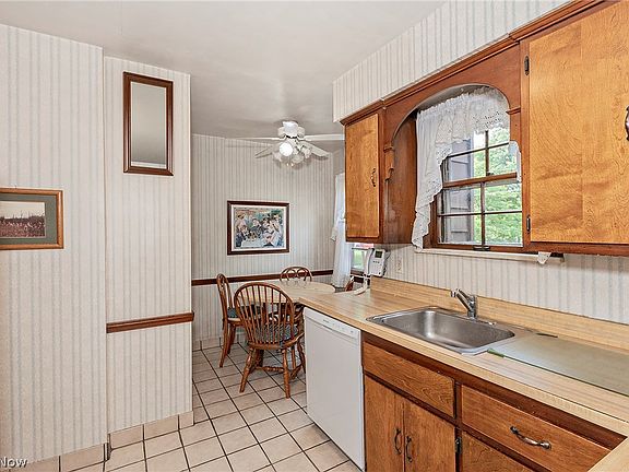 5th image of 23703 E Baintree Rd