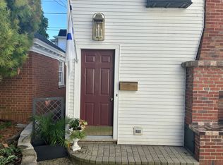 309 1/2 W Jefferson St, Morris, IL 60450