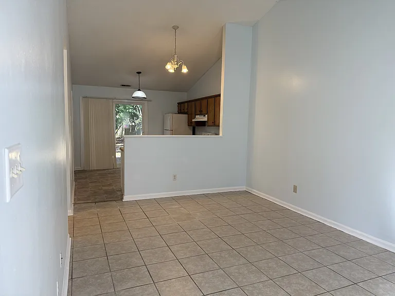 133 Twin Wood Dr #1 — Photo 8