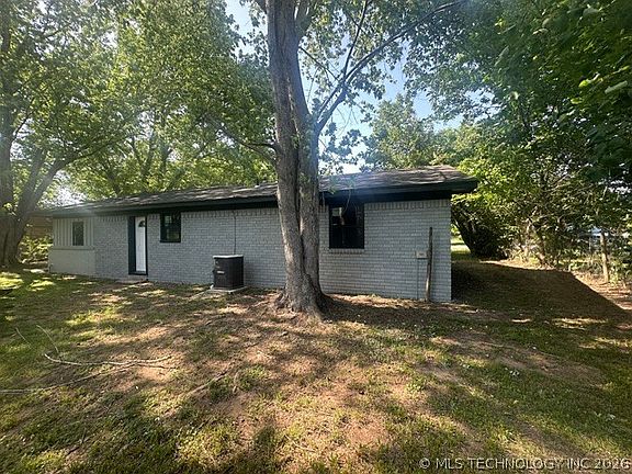 4th image of 639 Green Country Dr