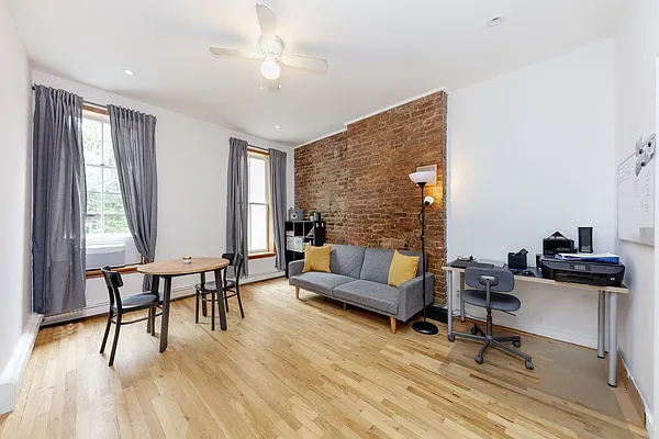 Rented by Compass | media 14