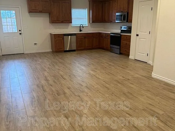 2323 County Road 704 #B, Cleburne, TX 76031