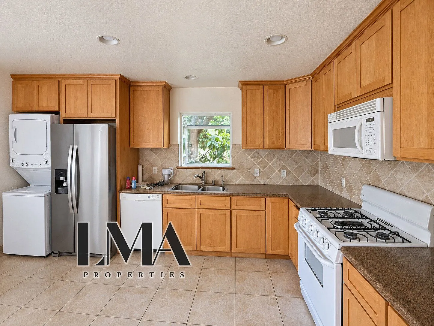 2 bed, 1.0 bath, 950 sqft, $2,900 — Photo 2