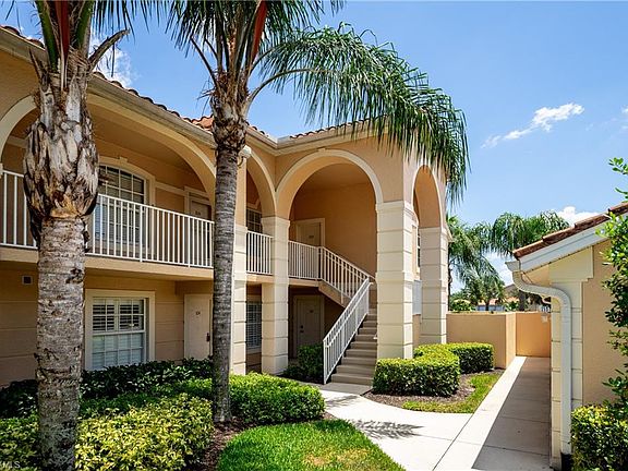 3rd image of 26681 Bonita Fairways Blvd Unit 104
