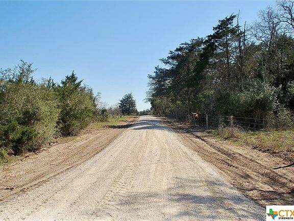 4th image of 803 County Road 284