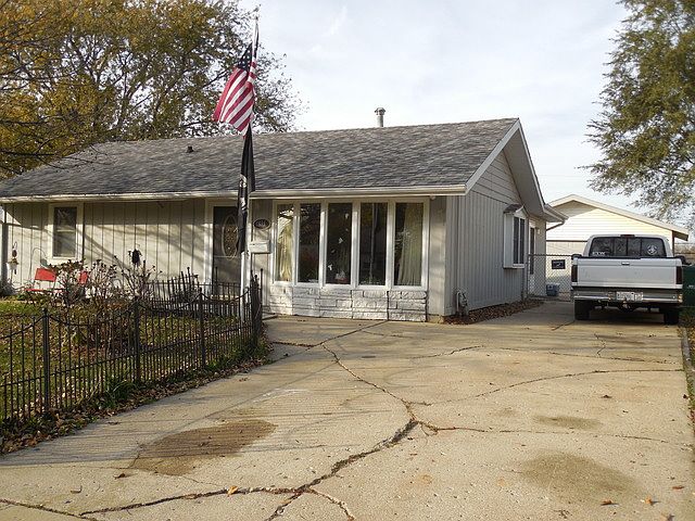1st image of 1815 Burry Circle Dr