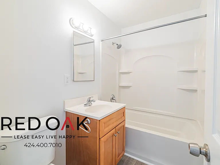 4324 Walnut St #18 — Photo 15