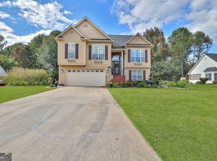 5268 Fawn Ivey Ln, Buford, GA 30519