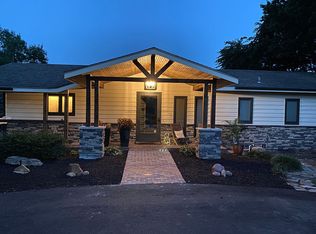 6710 SW Dancaster Rd, Topeka, KS 66610