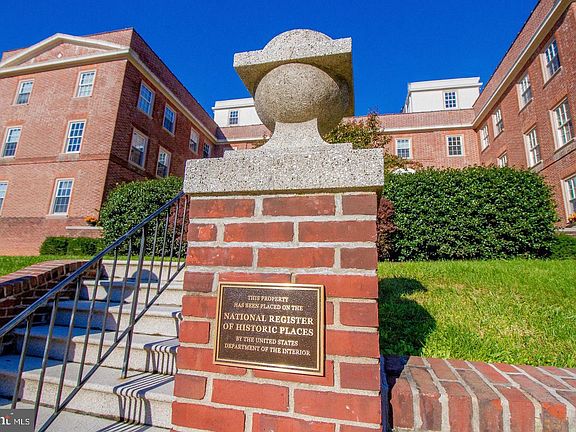 5th image of 711 N Broom St APT 3