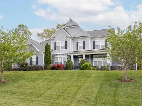 1630 Victor Pl, Charlottesville, VA 22903