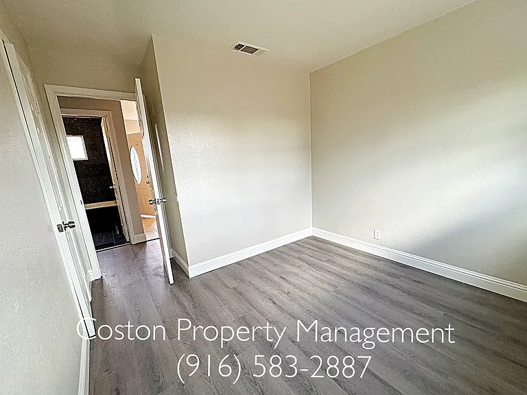 7541 Twilight Dr — Photo 8