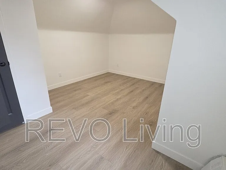 62 Triller Ave #305 — Photo 6