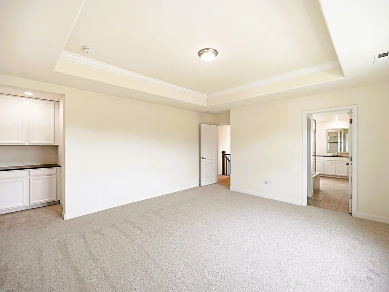 10054 E 59th Ave — Photo 13