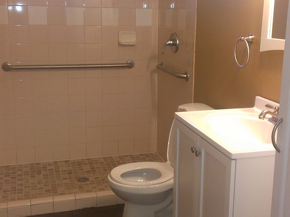 5th image of 1504 W Nopal St