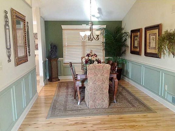 2nd image of 507 Amberson Pl
