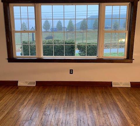 5th image of 43 Morris Ln