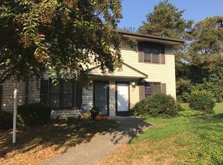 1047 Rock Knoll Ct #1047, Winston Salem, NC 27107