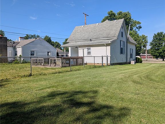 4th image of 320 N 11th St