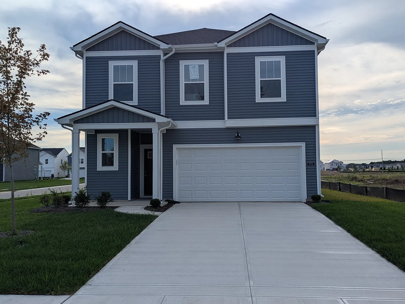 4 bed, 2.5 bath, 2277 sqft, $2,750 — Photo 2