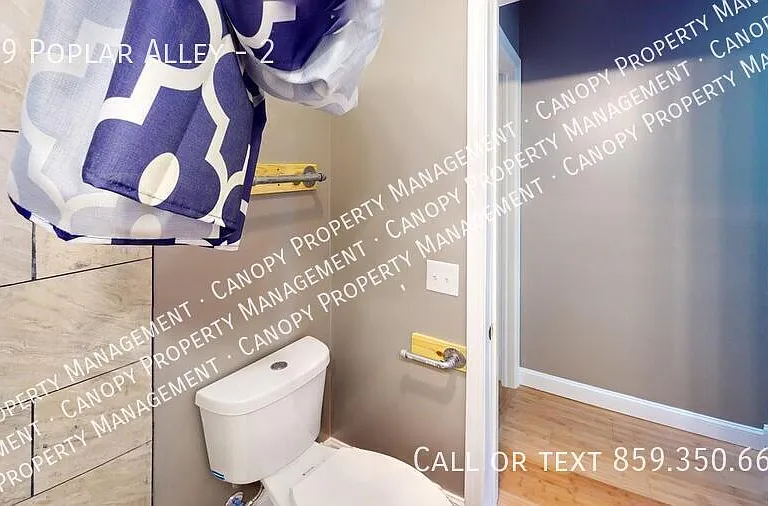 209 Poplar St #2 — Photo 10