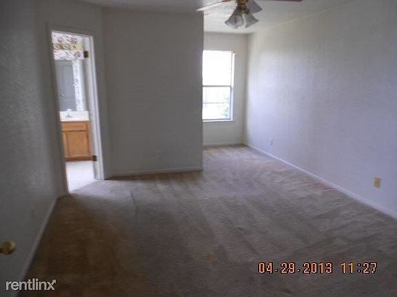 5508 BIRDCREEK (133)