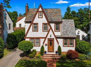 25 Archer Road, West Hempstead, NY 11552