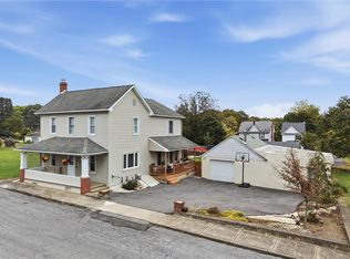 1482 Pine St, Pen Argyl, PA 18072