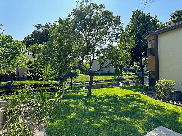 4509 Carambola Cir S #4509 — Photo 24