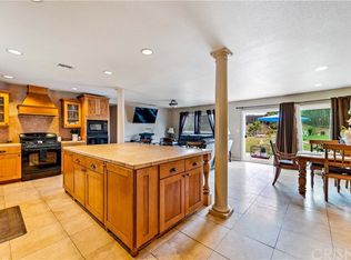 1860 Caballero St, Simi Valley, CA 93065