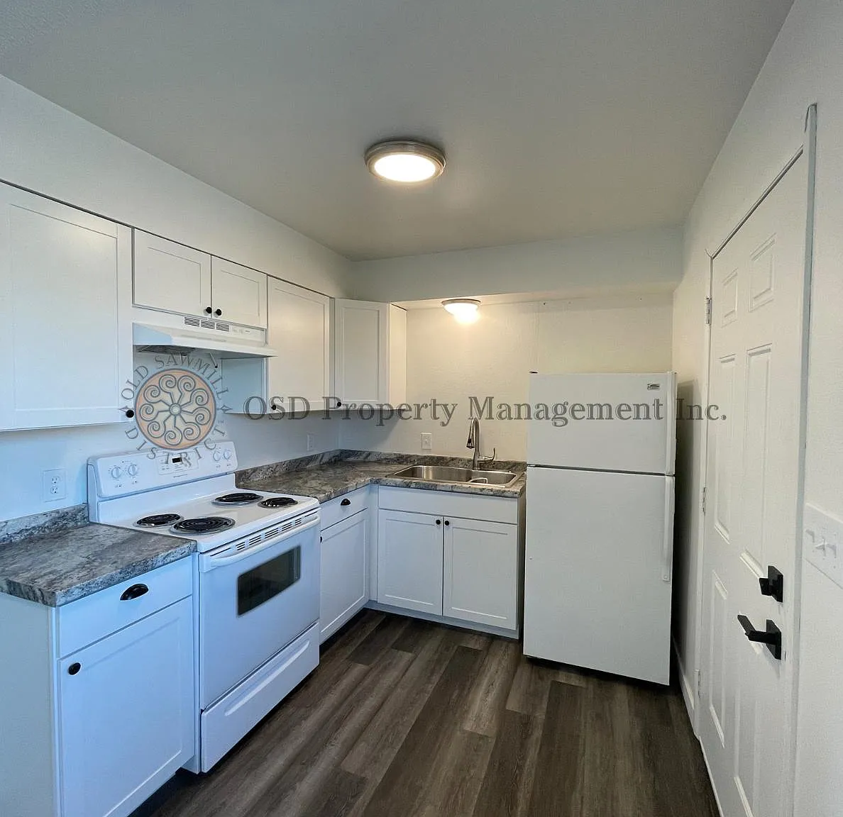 2 bed, 800 sqft, $1,375 — Photo 1