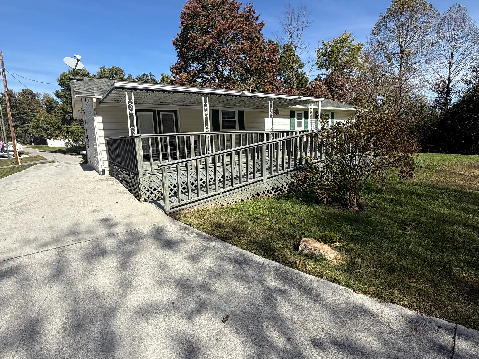 3 bed, 1248 sqft, $1,500 — Photo 3