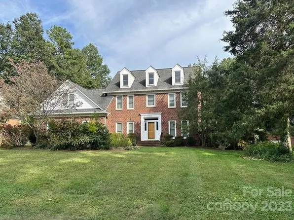 5632 Mallard Grove Rd, Charlotte, NC 28269