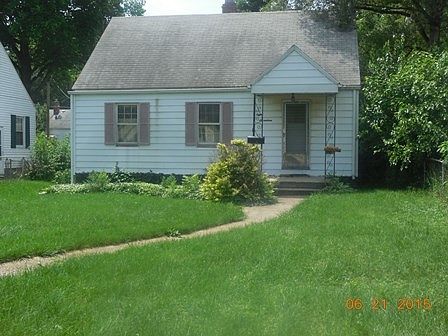 1st image of 817 S Albert Ave