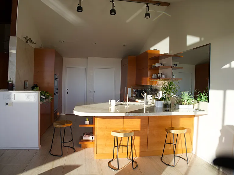 733 Las Alturas Rd — Photo 42