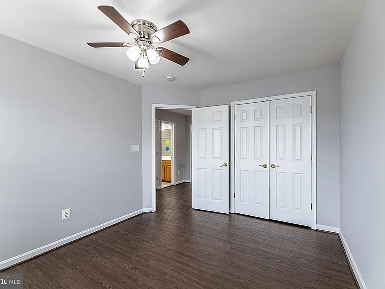 24635 Kings Canyon Sq — Photo 48