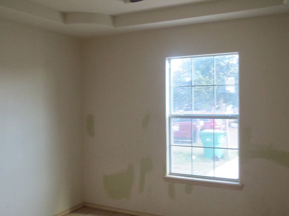 4th image of 256 W Handy Dr