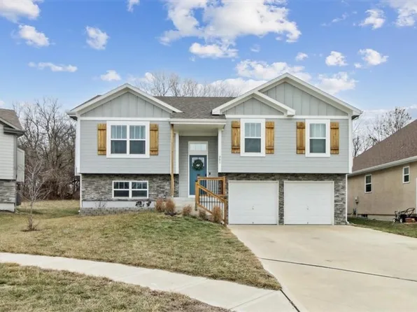 203 Tanner Pl, Belton, MO 64012