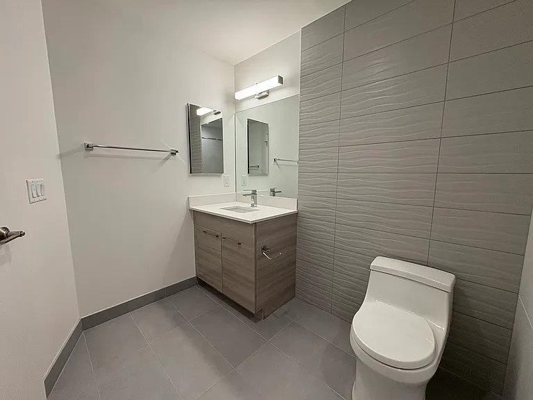 1077 Commonwealth Ave #500 — Photo 15
